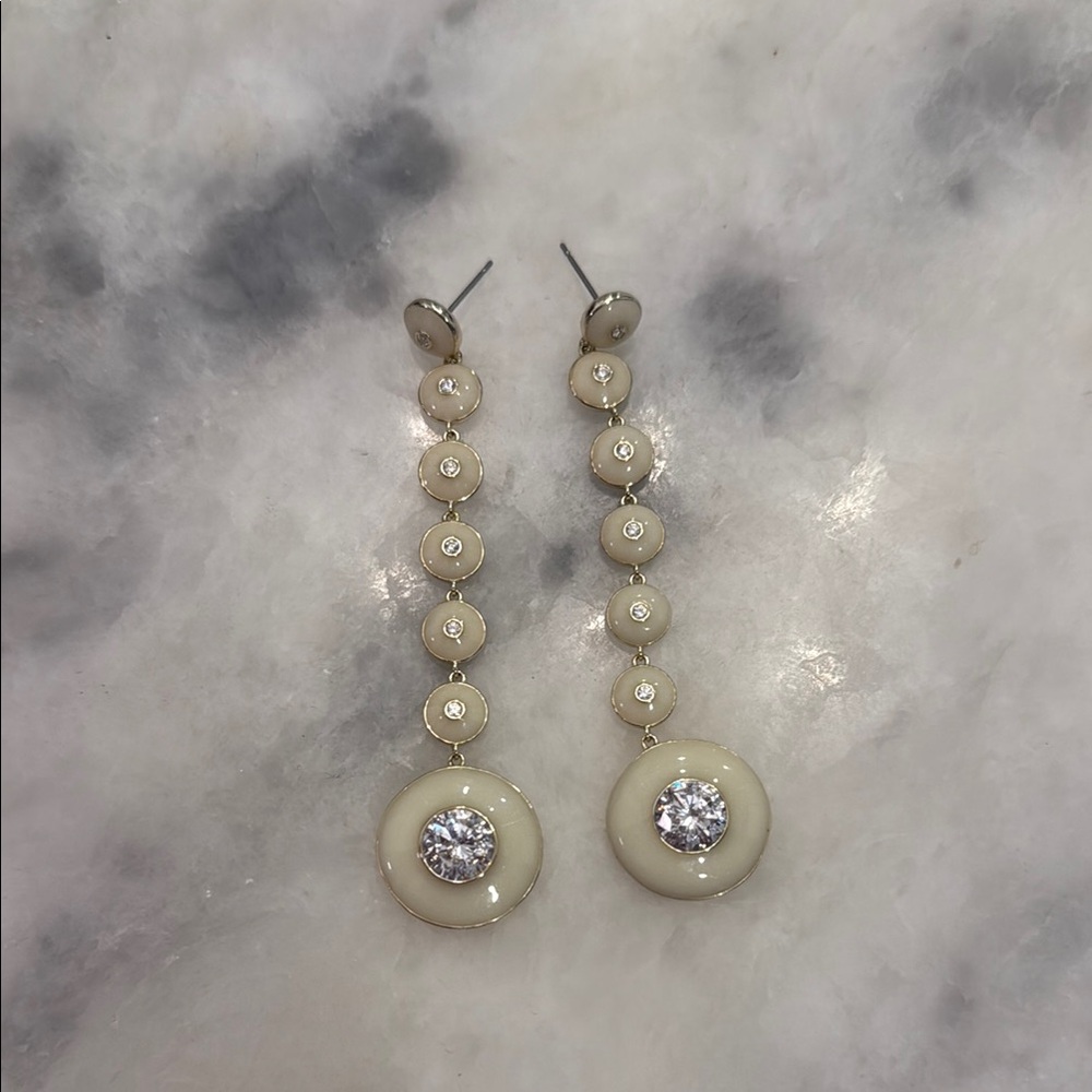 Elegant Cream and Silver Deco Drop Earrings